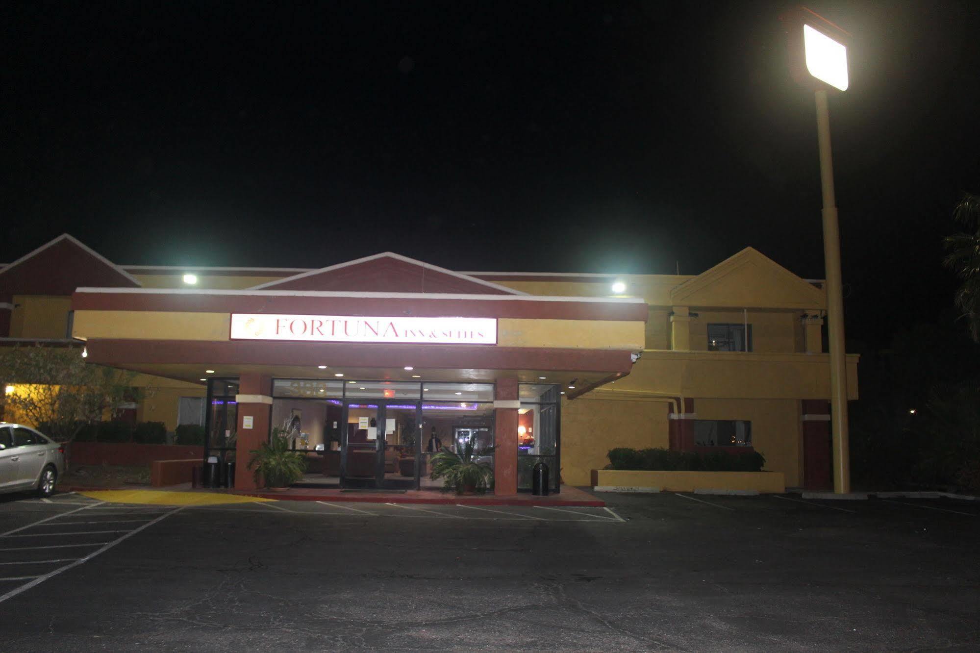 Fortuna Inn And Suites Tucson Exteriér fotografie